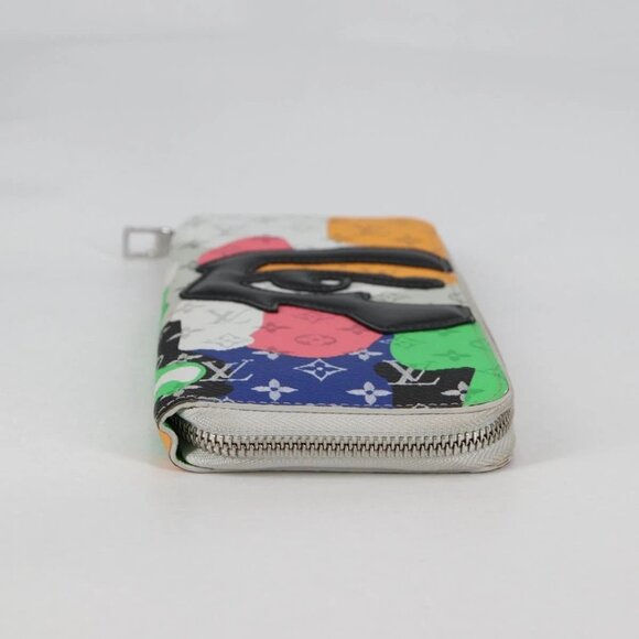 LOUIS VUITTON Monogram LV Portrait Zippy Wallet Vertical M82590 LV Auth 127987M - Picture 8 of 16